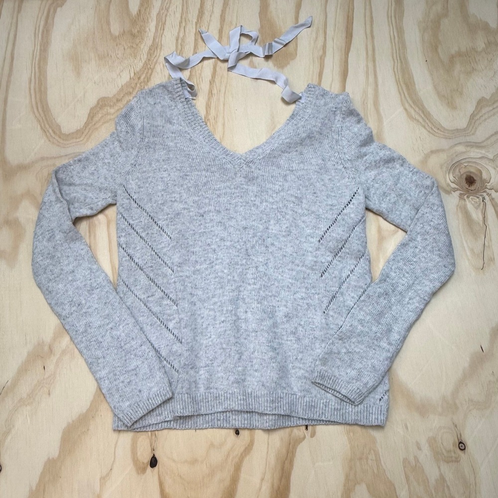Moth Anthropologie Gray Cashmere Blend V-Neck Tie Back Pointelle Sweater Small
